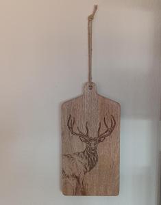 Decoratieve plank met hert